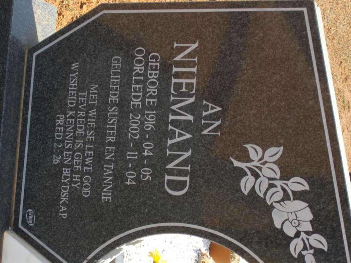 NIEMAND An 1916-2002