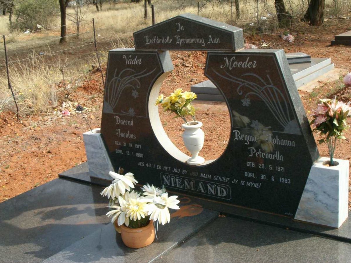 NIEMAND Barend Jacobus 1917-1986 &amp; Regina Johanna Petronella 1921-1993