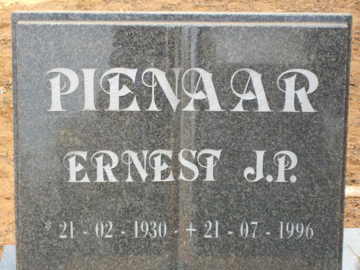 PIENAAR Ernest J.P. 1930-1996