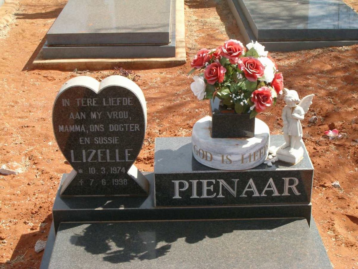 PIENAAR Lizelle 1974-1998