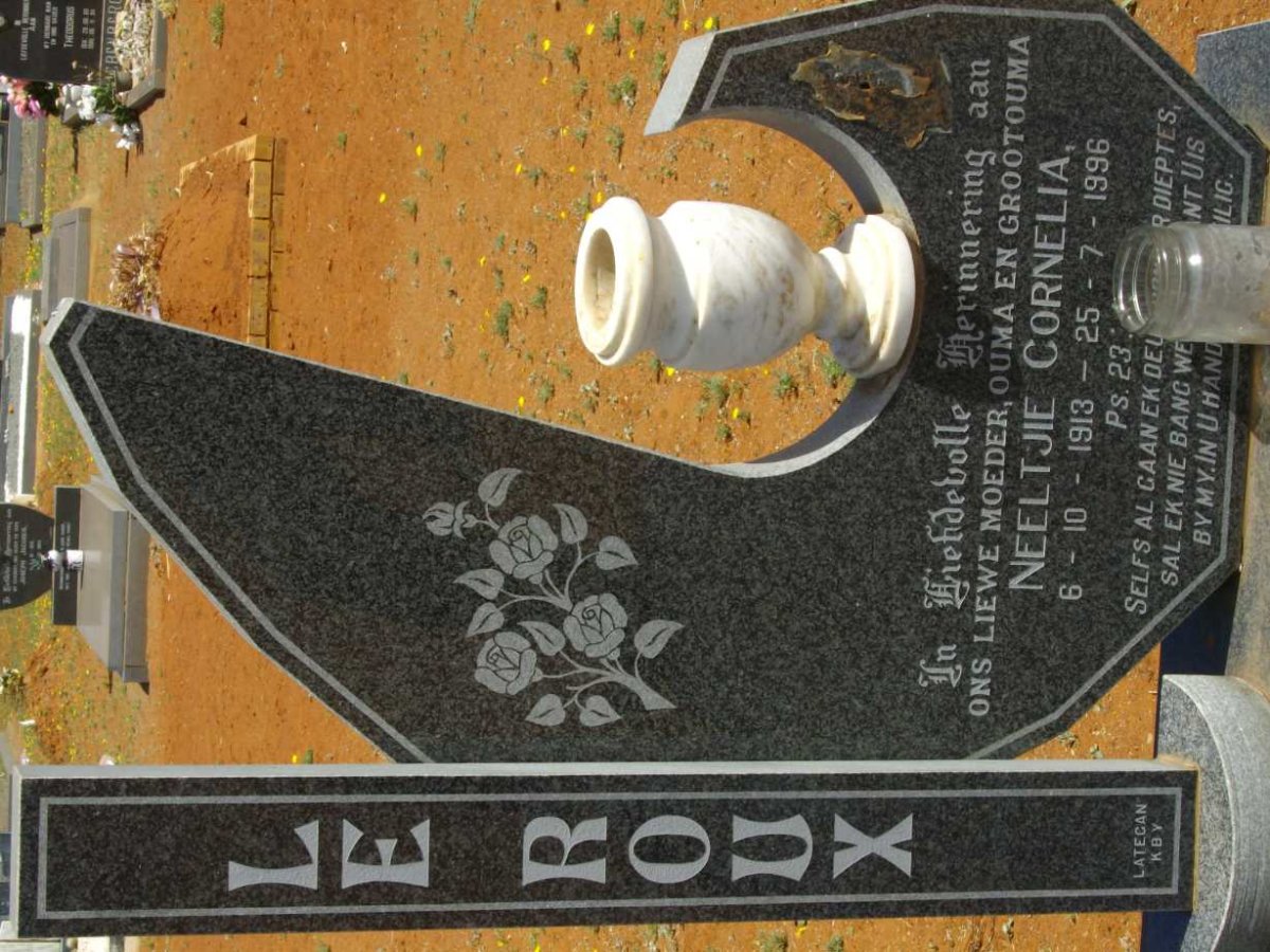 ROUX Neeltjie Cornelia, le 1913-1996