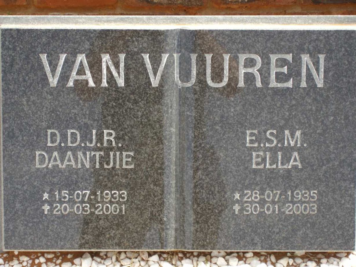 VUUREN D.D.J.R., van 1933-2001 &amp; E.S.M. 1935-2003