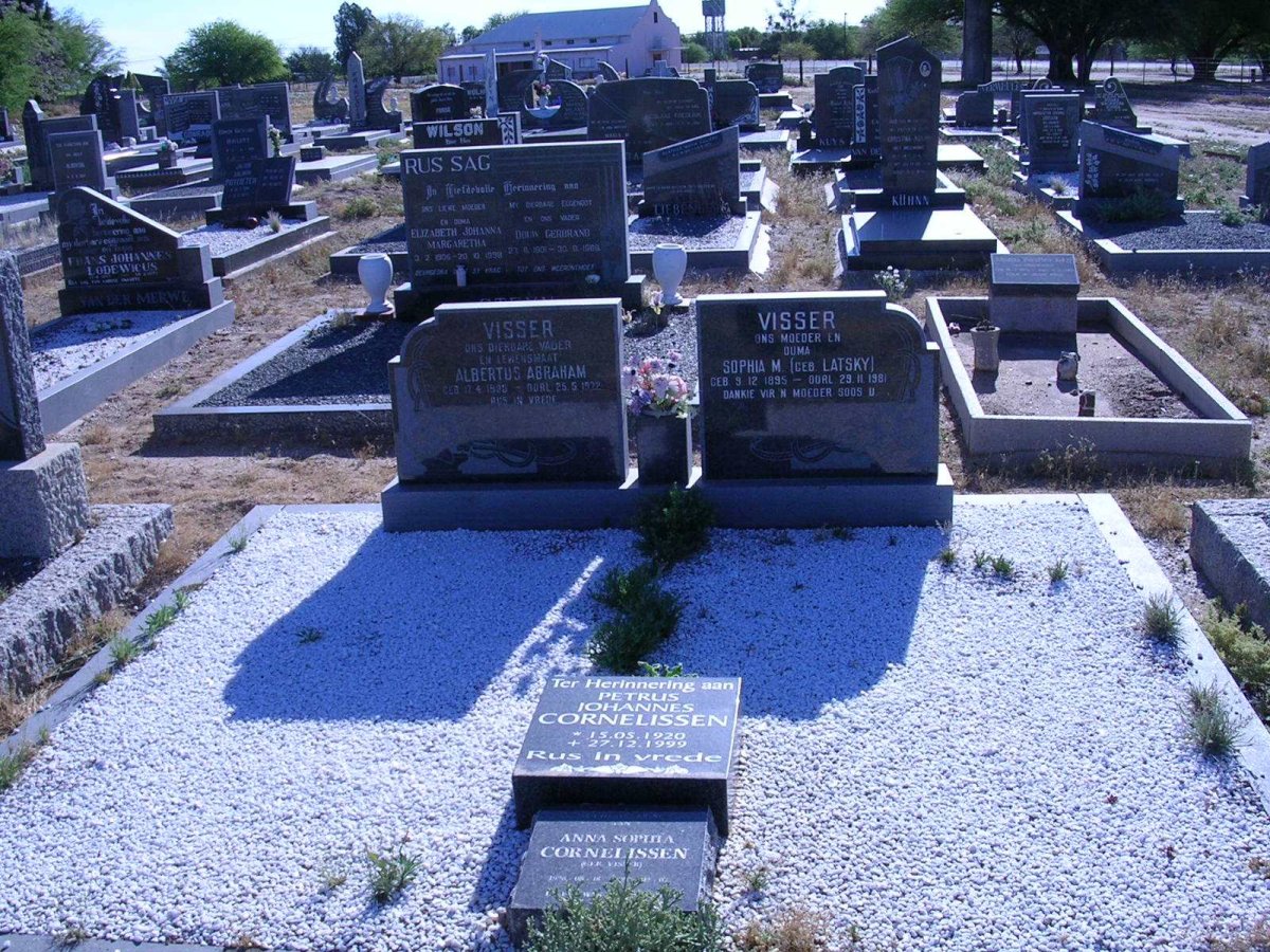 VISSER Albertus Abraham 1900-1972 &amp; Sophia M. Latsky 1895-1981, CORNELISSEN Petrus Johannes 1920-1999 &amp; Anna ?