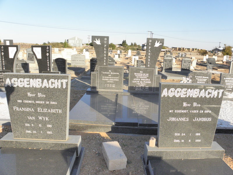 AGGENBACHT Johannes Jakobus 1919-1998 &amp; Fransina Elizabeth van WYK 1919-1982