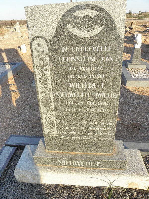 NIEUWOUDT Willem J. 1891-1946 &amp; Magrietha J.J. WIESE 1892-1964