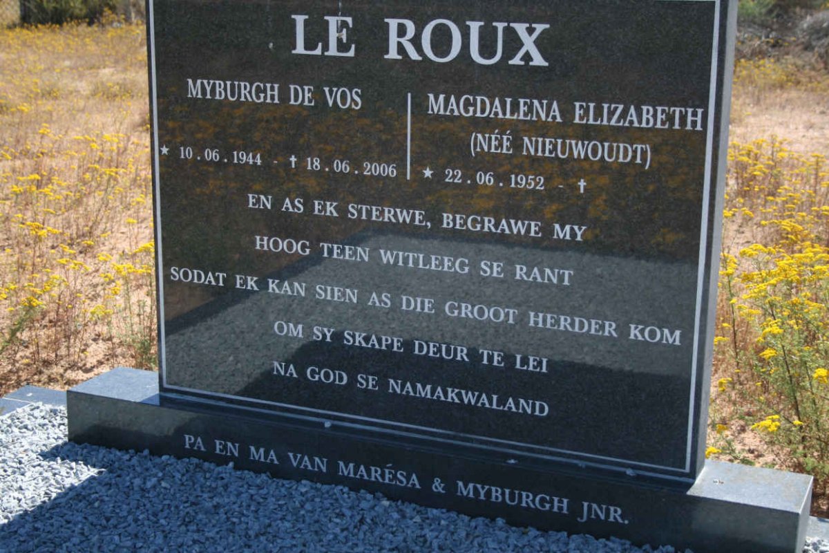 LE ROUX Myburgh De Vos 1944-2006 &amp; Magdalena Elizabeth NIEUWOUDT