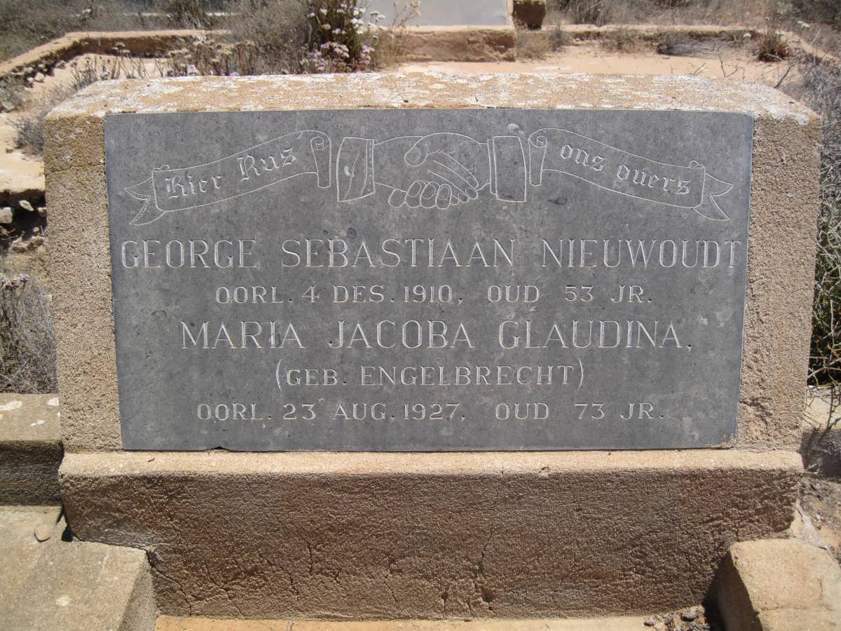 NIEUWOUDT George Sebastiaan -1910 &amp; Maria Jacoba Glaudina ENGELBRECHT -1927