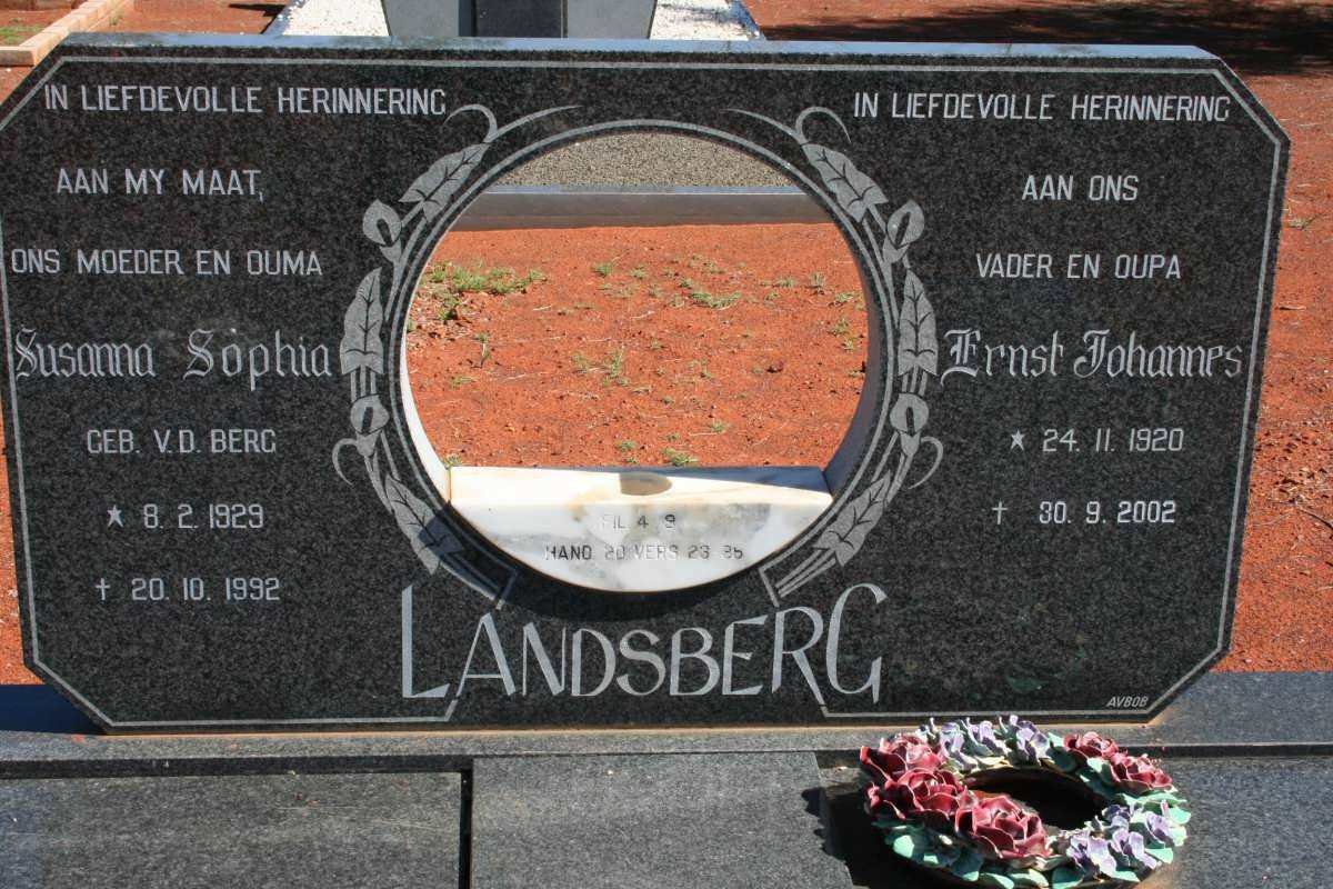 LANDSBERG  Ernst Johannes  1920-2002 &amp; Susanna Sophia V.D. BERG 1929-1992