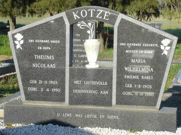 KOTZÉ Theunis Nicolaas 1903-1990 &amp; Maria Wilhelmina RABE 1903-1980