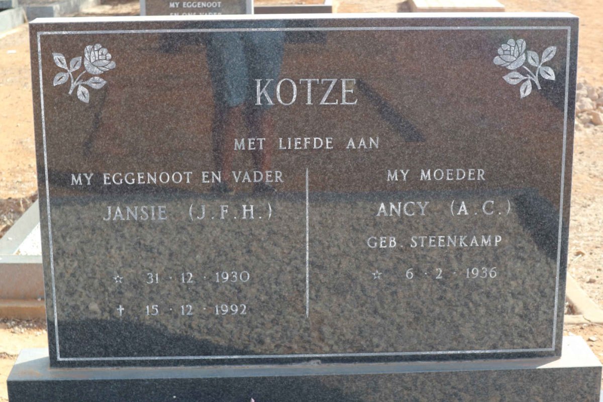 KOTZE J.F.H. 1930-1992 &amp; A.C. STEENKAMP 1936-