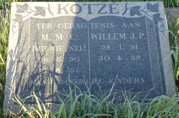 KOTZÉ Willem J.P. 1891-1958 &amp; M.M.C NEL 1890-1957