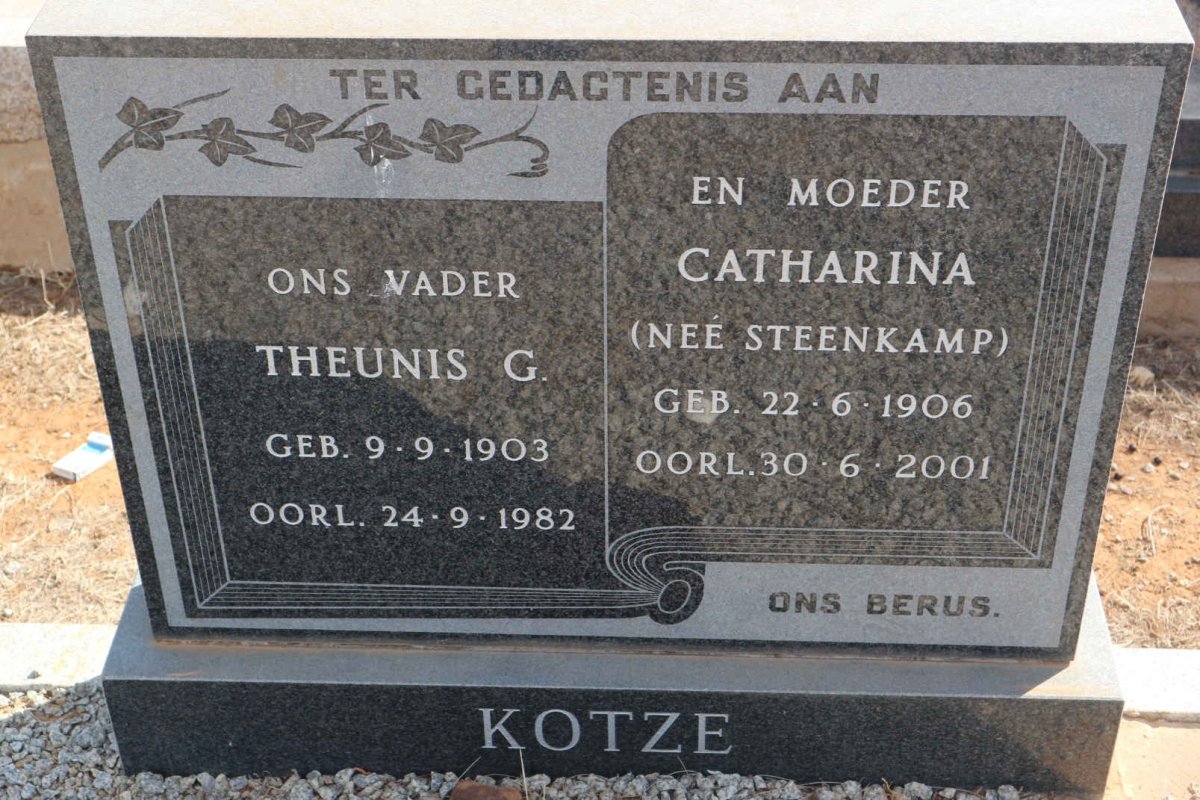 KOTZE Theunis G. 1903-1982 &amp; Catharina STEENKAMP 1906-2001
