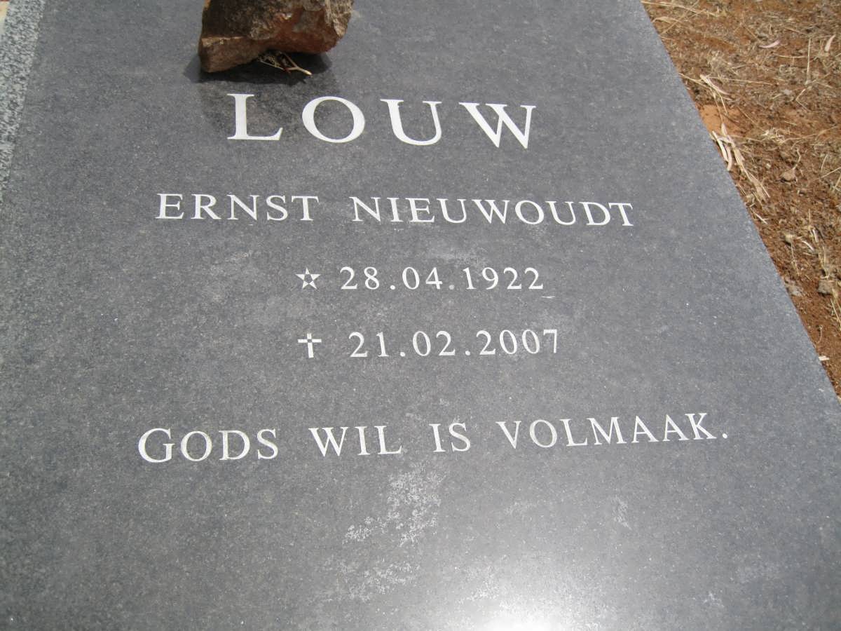 LOUW Ernst Nieuwoudt 1922-2007