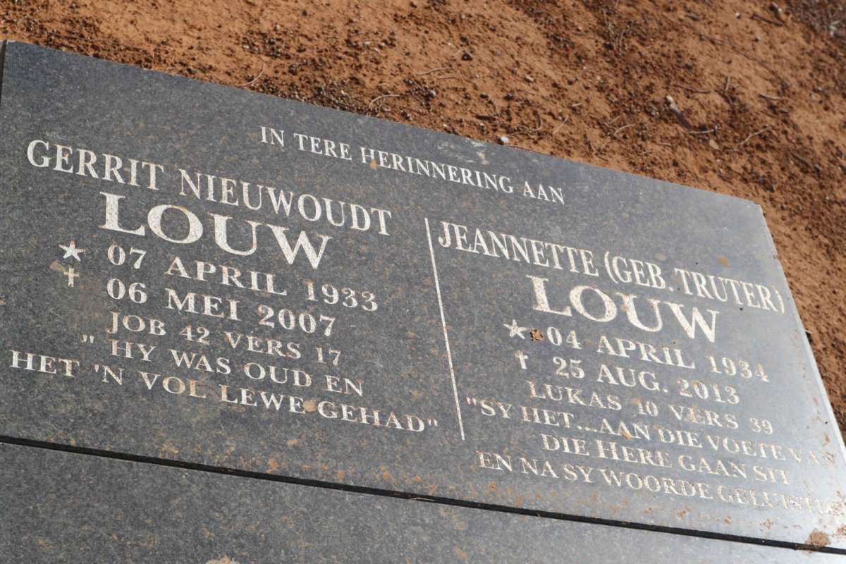 LOUW Gerrit Nieuwoudt 1933-2007 &amp; Jeanette TRUTER 1934-2013