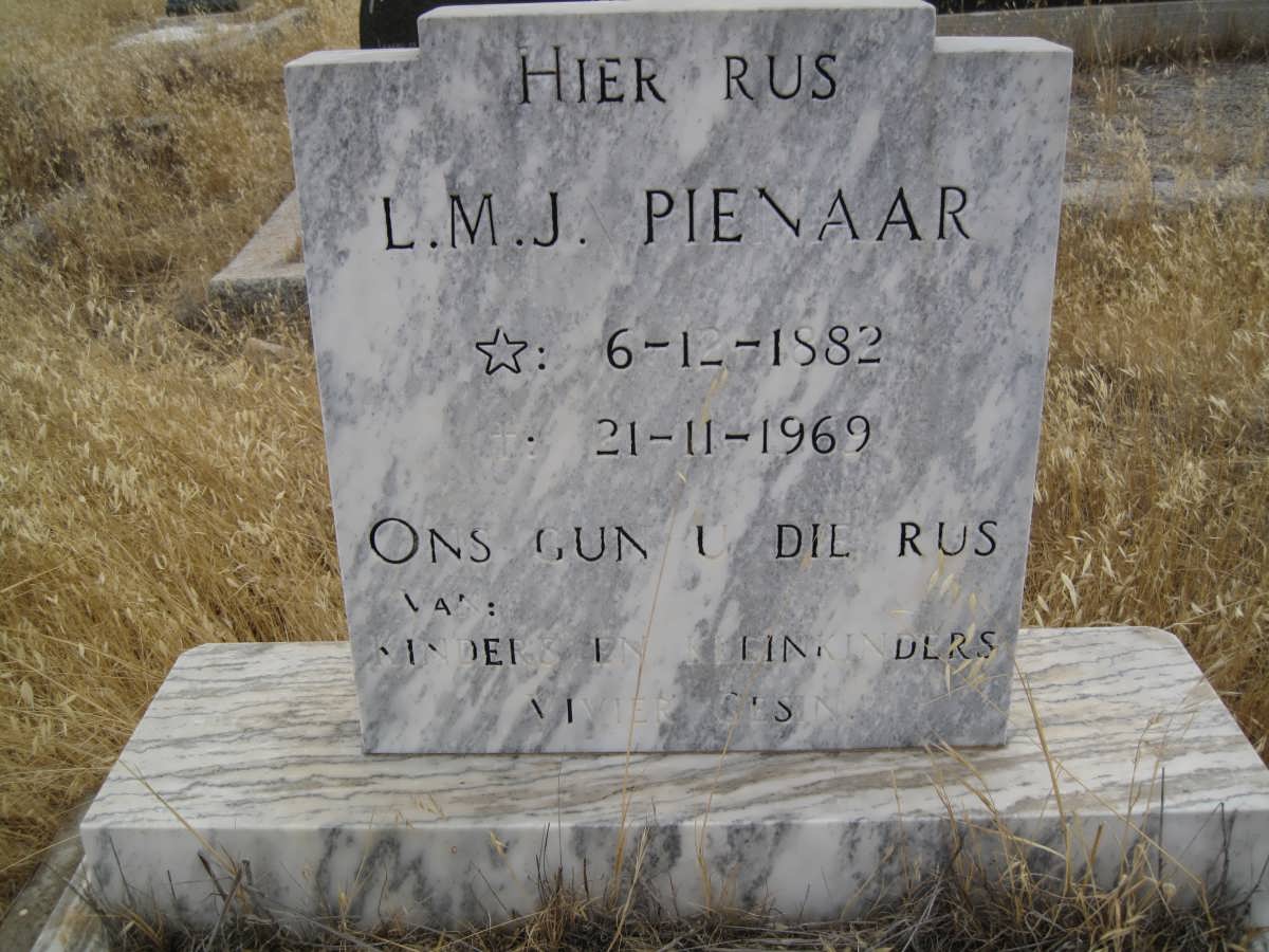 PIENAAR L.M.J. 1882-1969