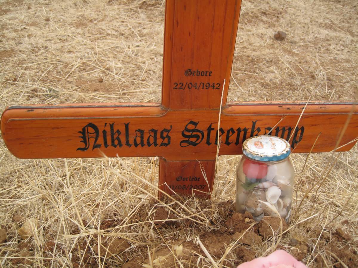 STEENKAMP Niklaas 1942-2007