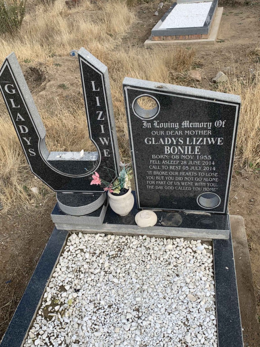 BONILE Gladys Liziwe 1955-2014