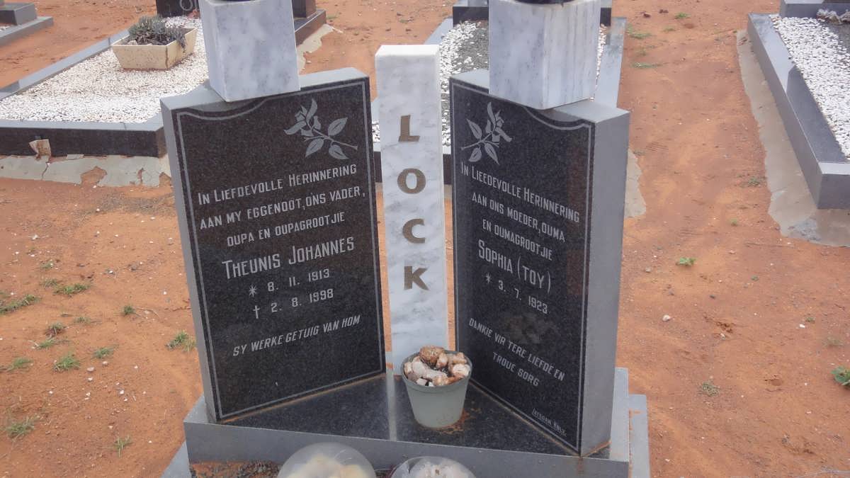 LOCK Theunis Johannes 1913-1998 &amp; Sophia 1923-