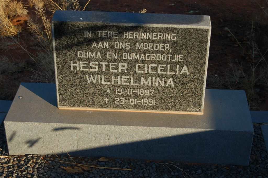 O'CONNEL Hester Cicelia Wilhelmina 1897-1991