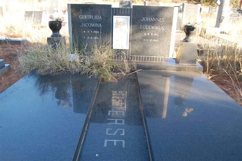 PIETERSE Johannes Lodewikus 1912-1980 &amp; Gertruida Jacomina 1909-1974