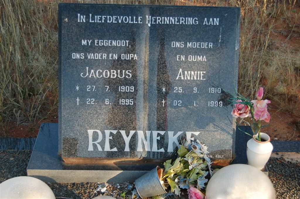 REYNEKE Jacobus 1909-1995 &amp; Annie 1910-1999