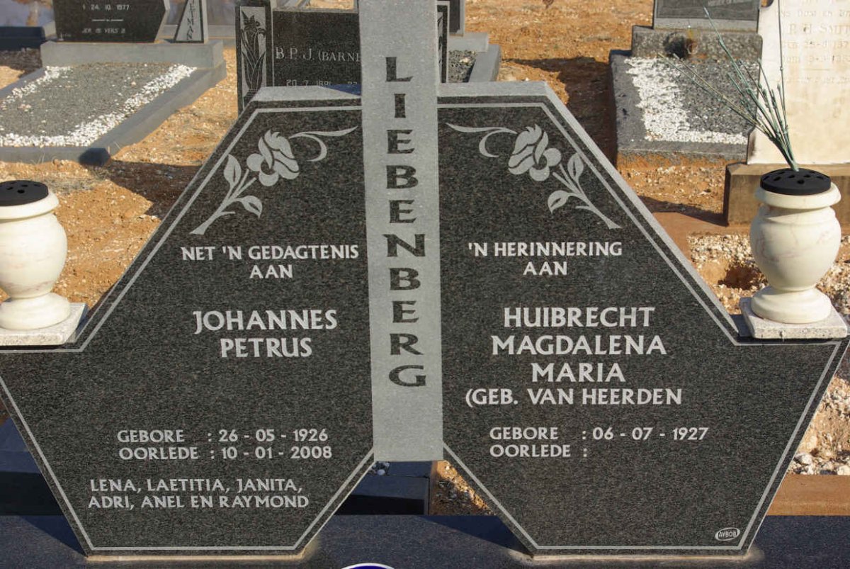 LIEBENBERG Johannes Petrus 1926-2008 &amp; Huibrecht Magdalena Maria VAN HEERDEN 1927-