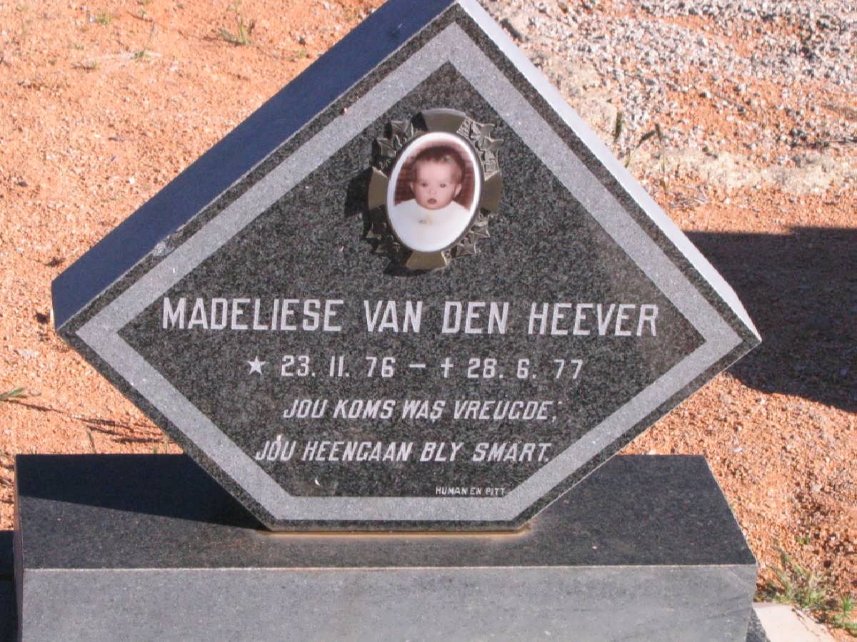 HEEVER Madeliese, van den 1976-1977