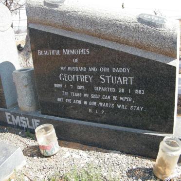 EMSLIE Geoffrey Stuart 1925-1983 &amp; Theresa Mary 1930-1998 :: LLOYD Catherine nee EMSLIE 1951-2005