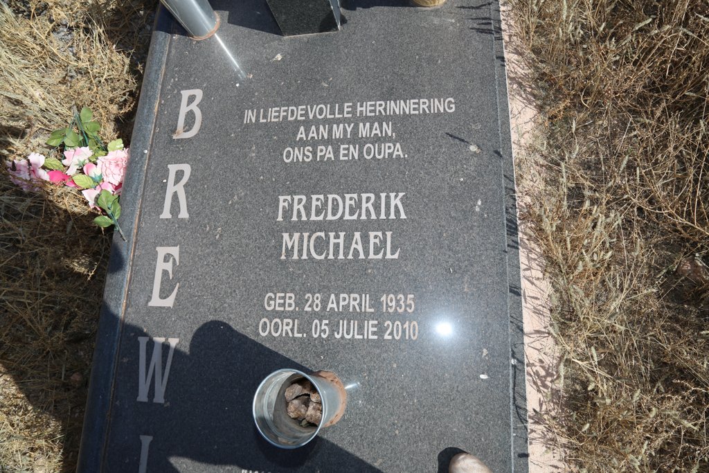 BREWIS Frederik Michael 1935-2010