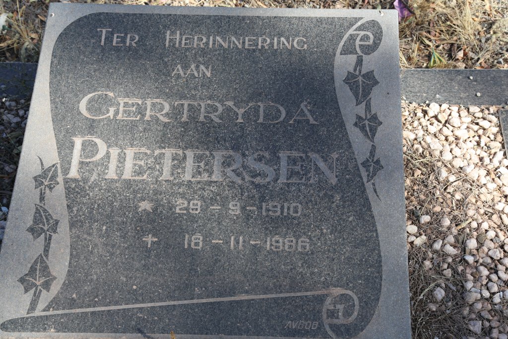 PIETERSEN Gertryda 1910-1986