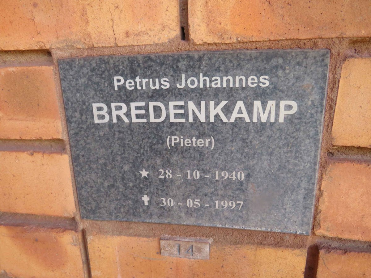BREDENKAMP Petrus Johannes 1940-1997