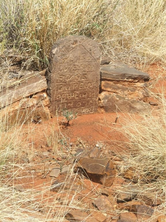 1. The grave of Mennaswe