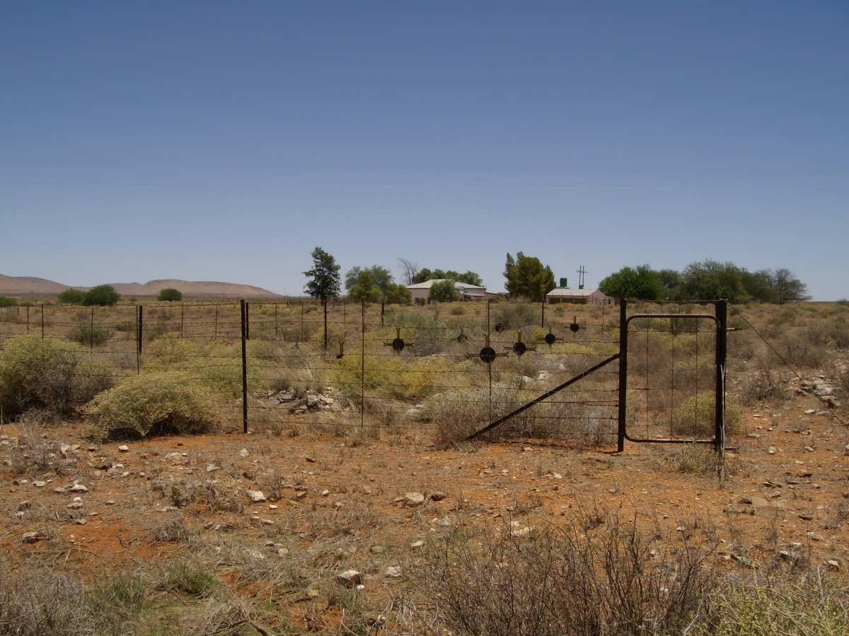 1. Cemetery entrance