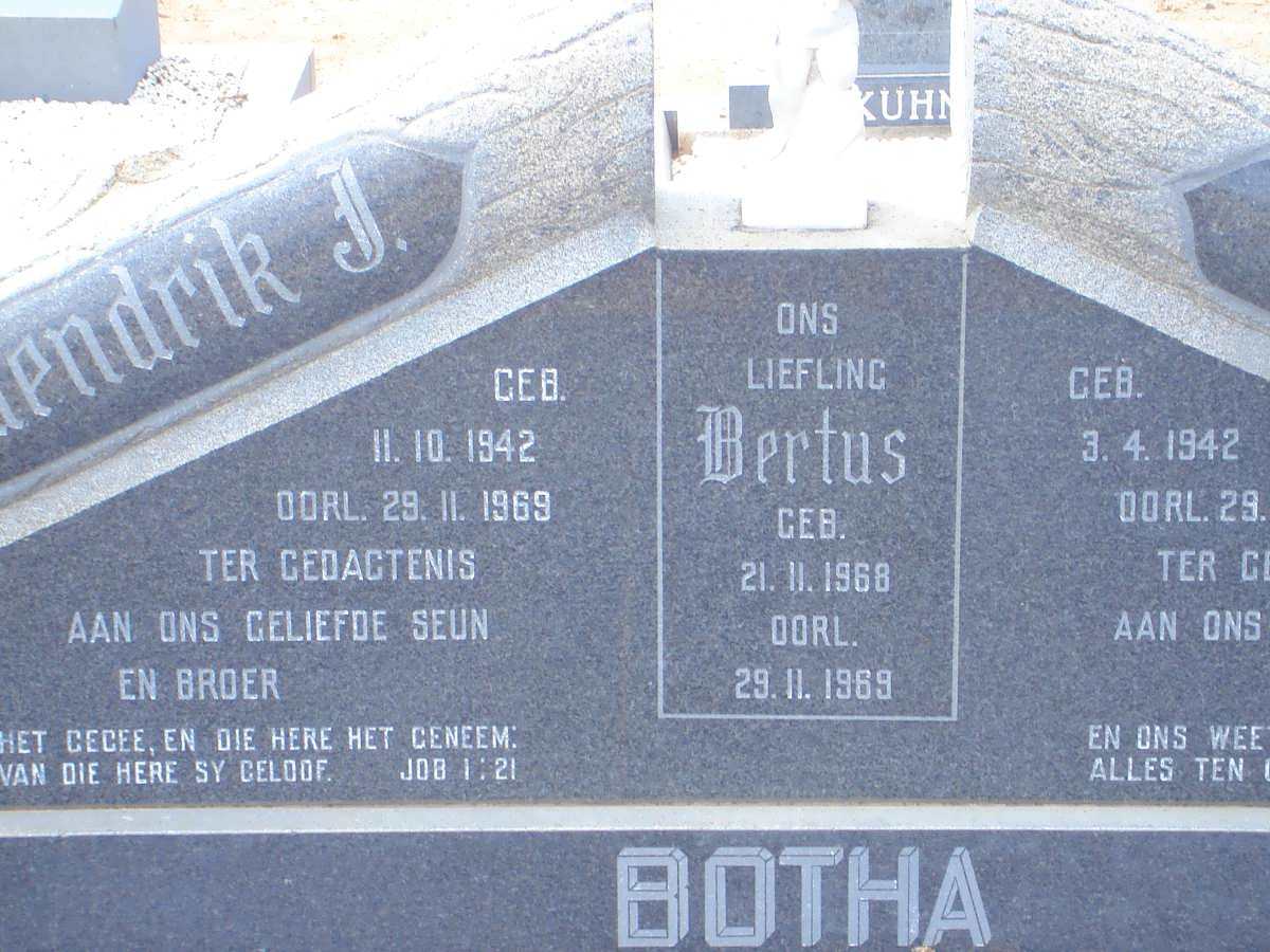 BOTHA Bertus 1968-1969
