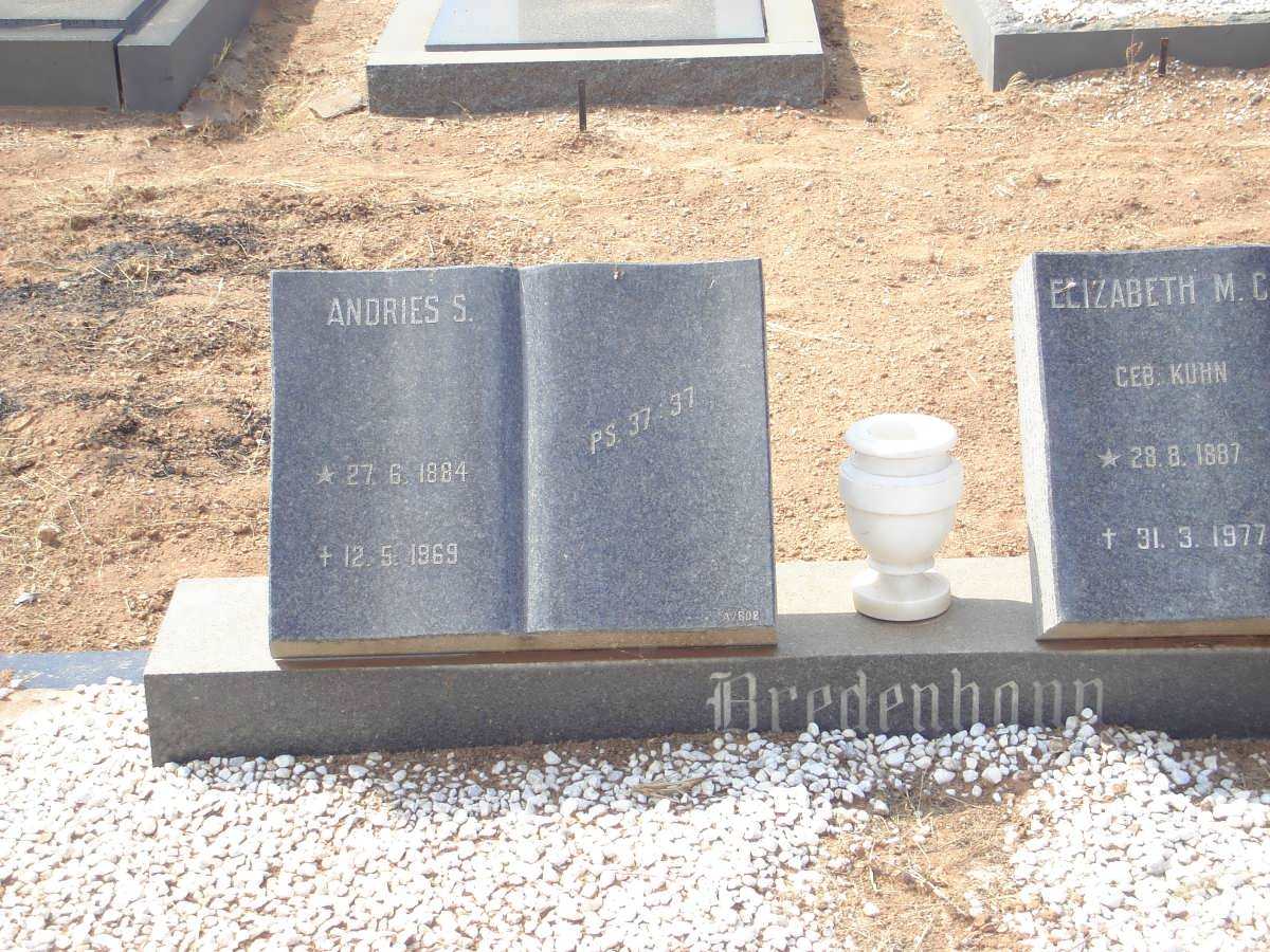BREDENKAMP Andries S. 1884-1969 &amp; Elizabeth M.C. KUHN 1887-1977