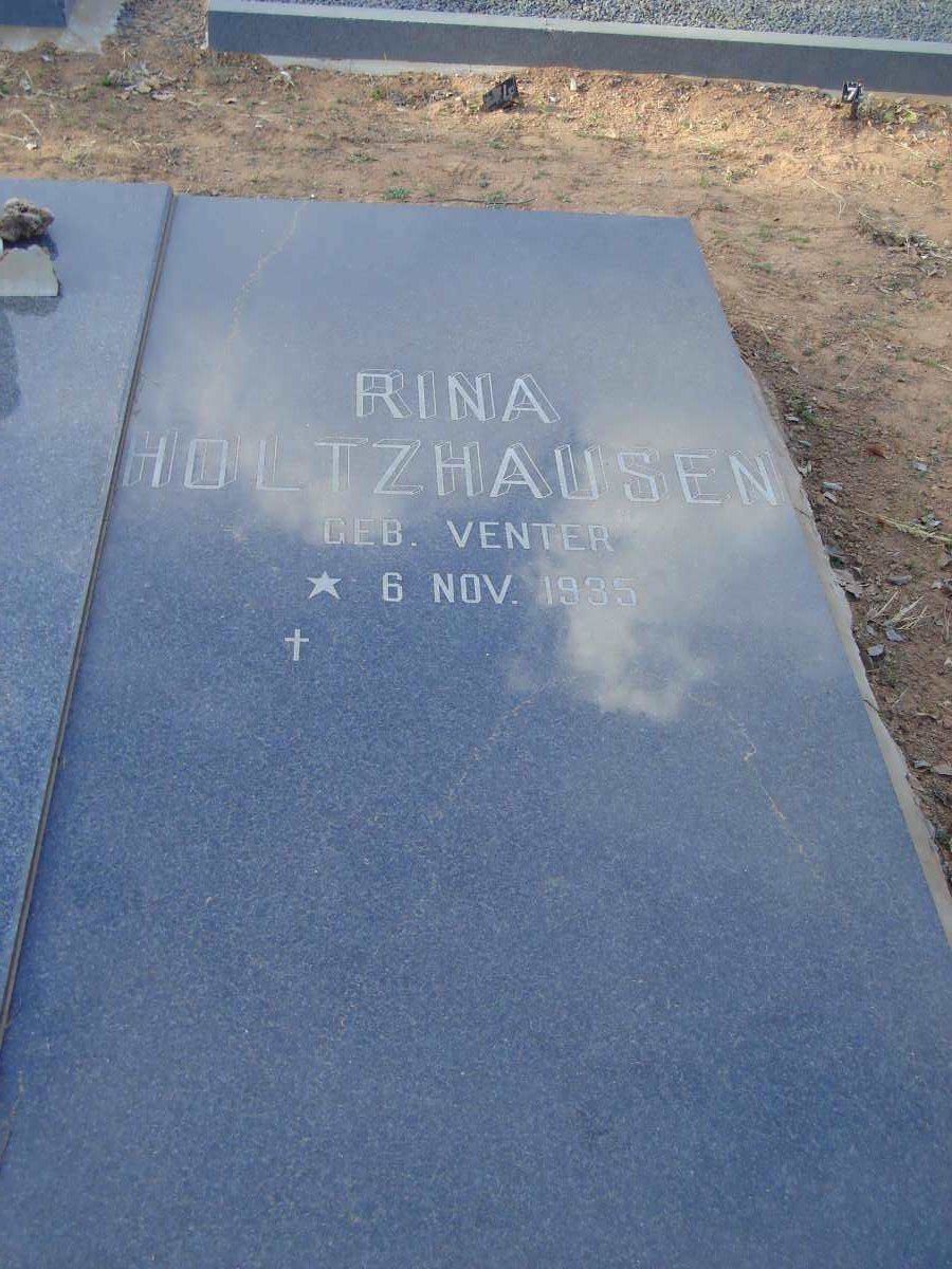HOLTZHAUSEN Rina nee VENTER 1935-2012