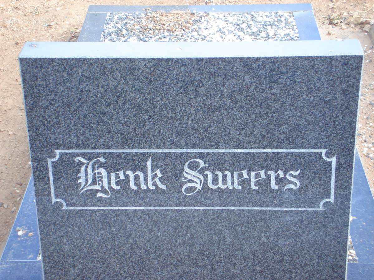 SWEERS Henk