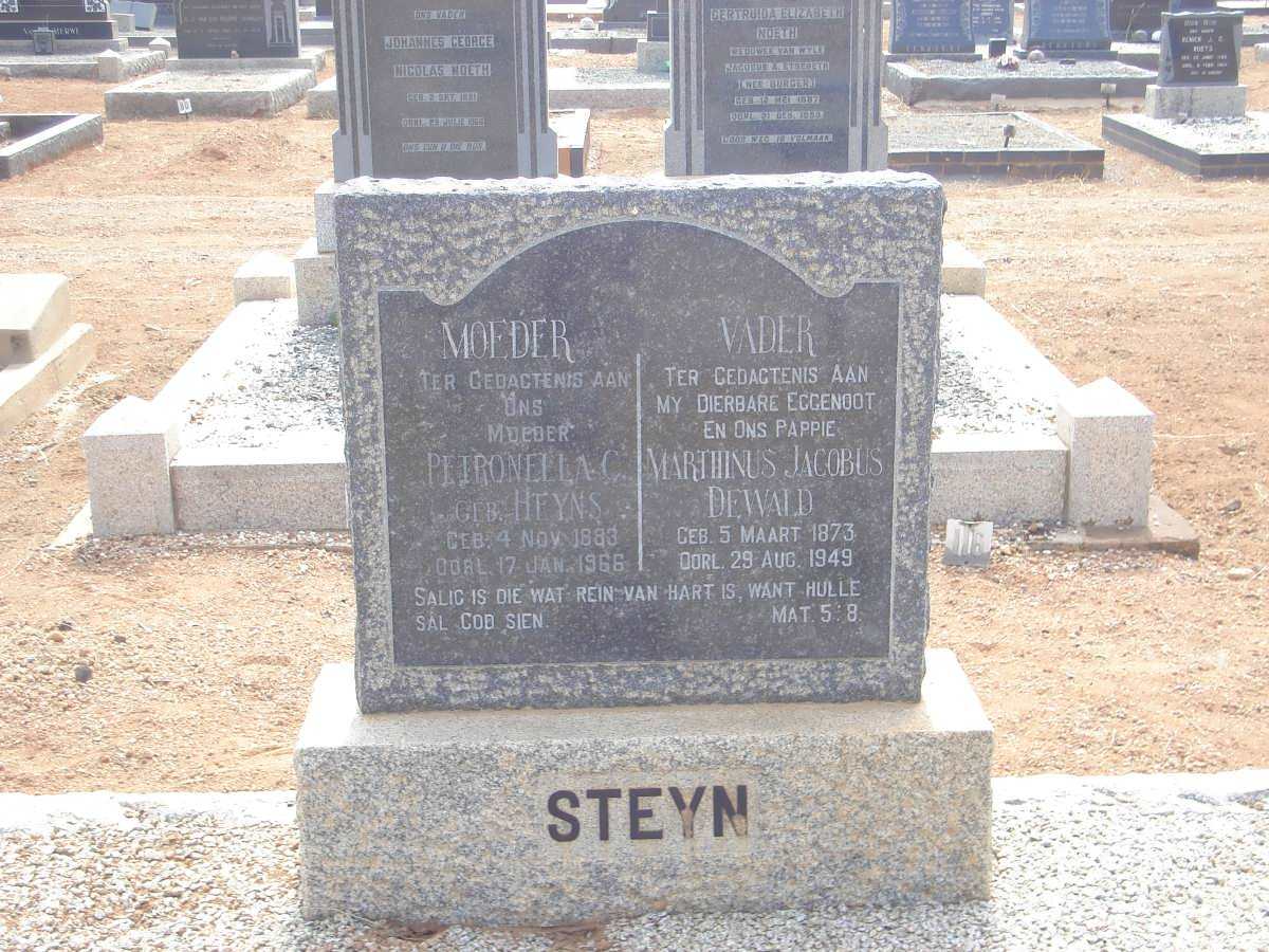 STEYN Marthinus Jacobus Dewald 1873-1949 &amp; Petronella C. HEYNS 1883-1966