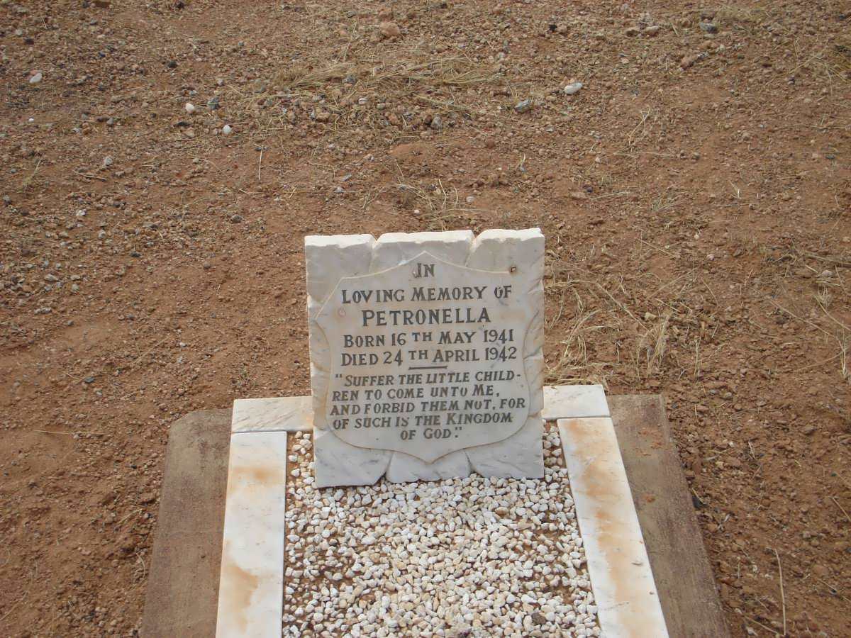 ?? Petronella 1941-1942