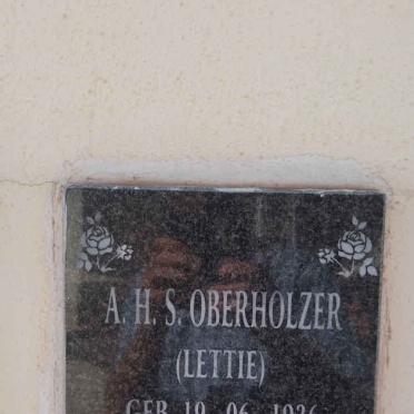 OBERHOLZER A.H.S. 1936-2011