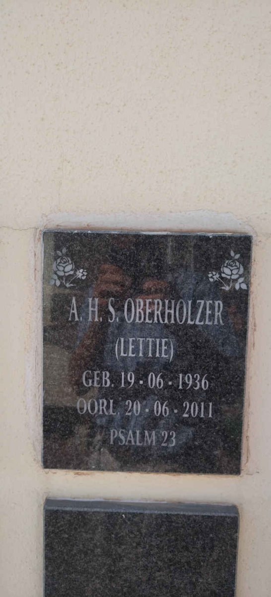 OBERHOLZER A.H.S. 1936-2011