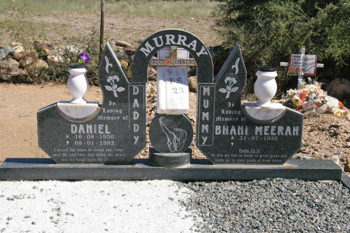 MURRAY Daniel 1930-1992 &amp; Bhani Meerah 1930-