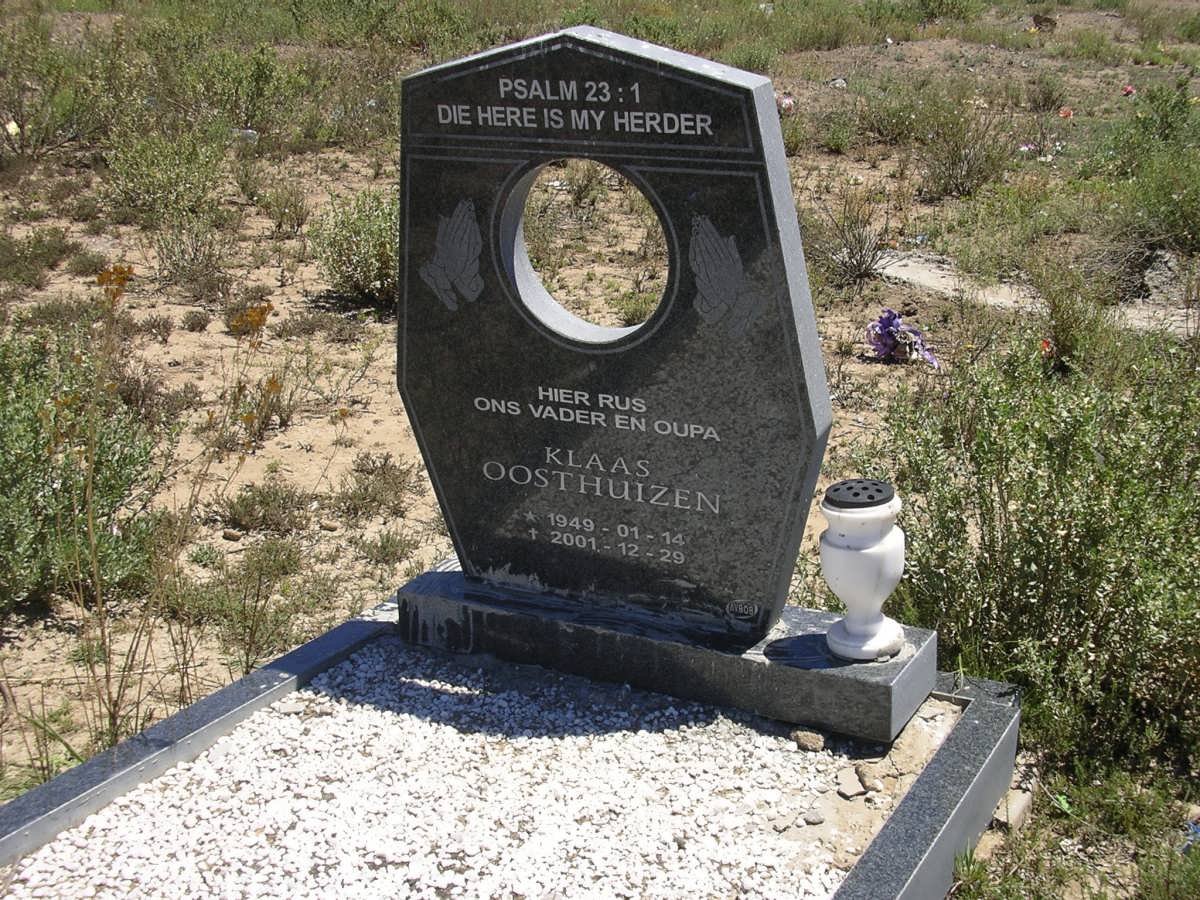 OOSTHUIZEN Klaas 1949-2001