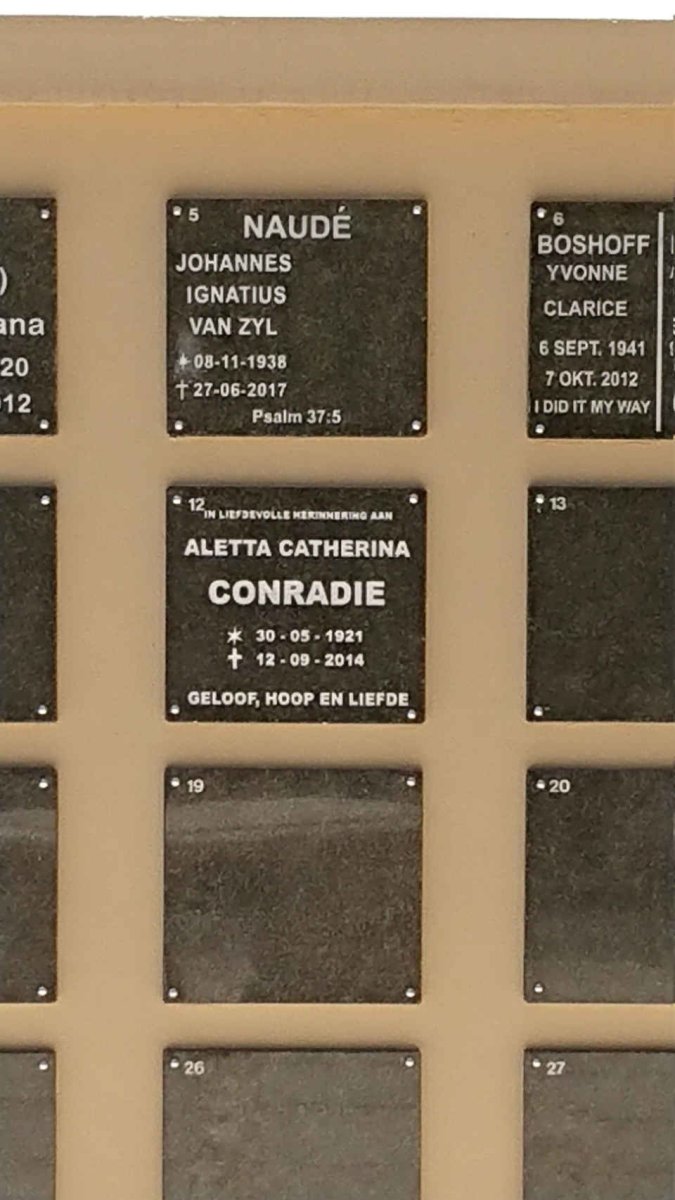 NAUDÉ Johannes Ignatius van Zyl 1938-2017 :: CONRADIE Aletta Catherina 1921-2014