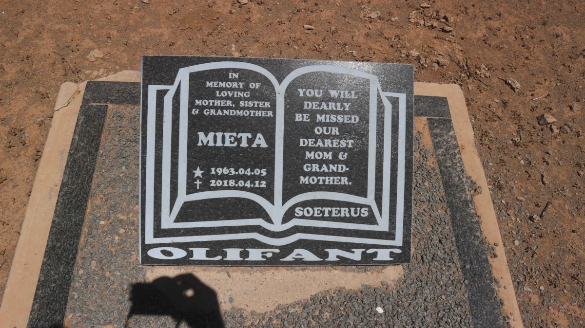 OLIFANT Mieta 1963-2018
