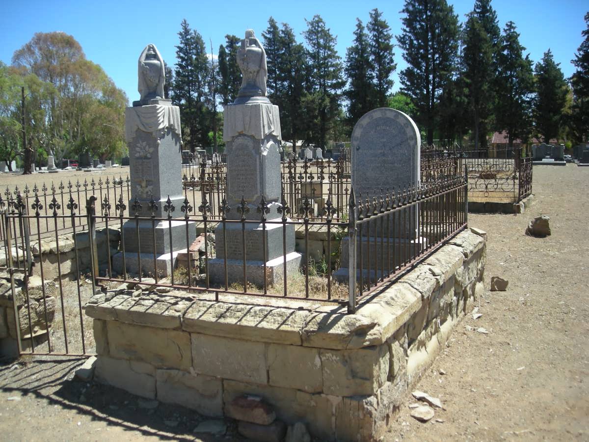 VILJOEN