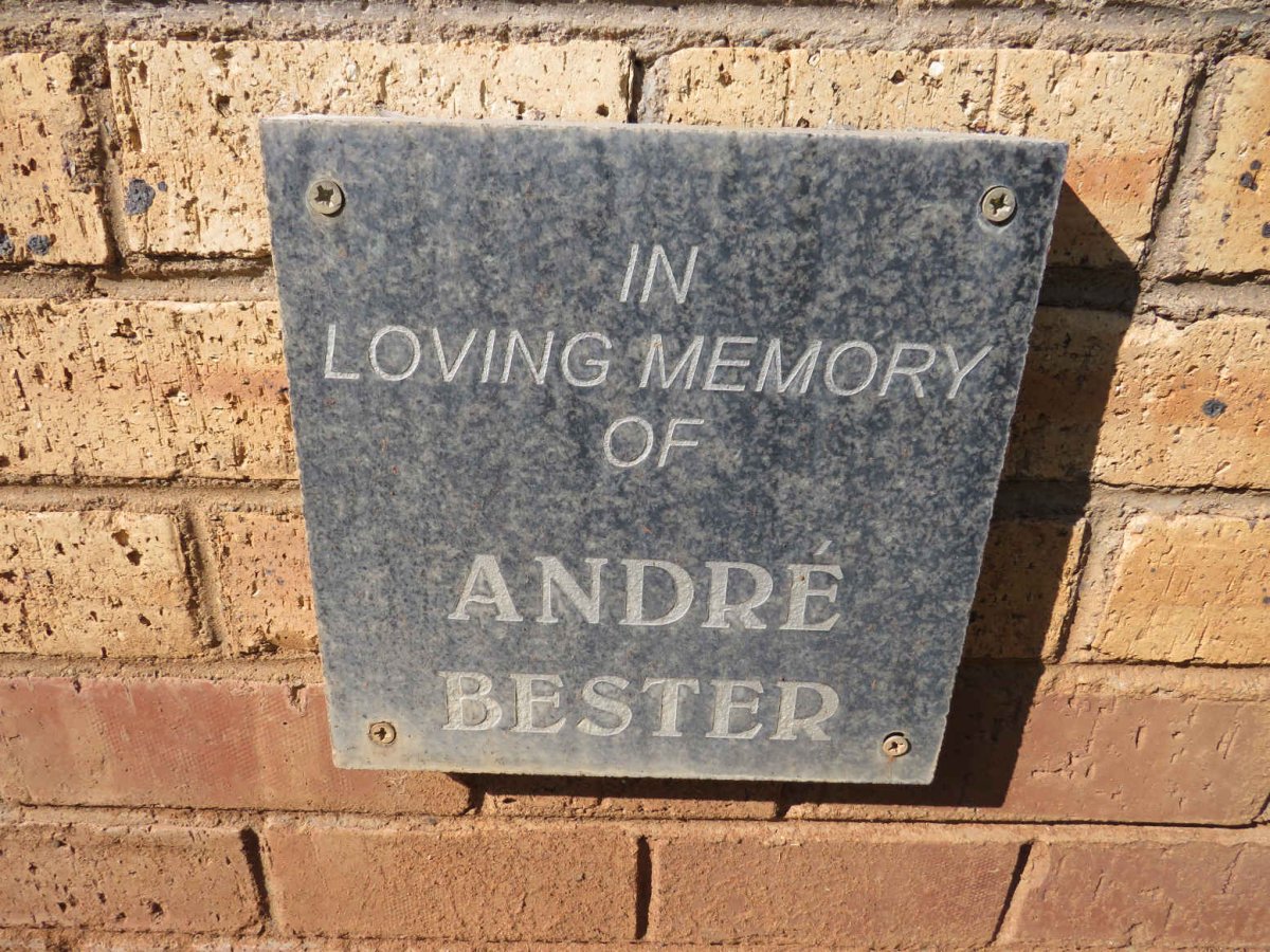 BESTER André