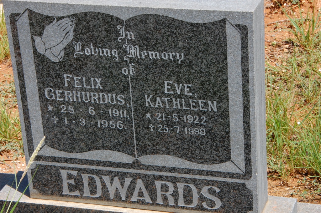 EDWARDS Felix Gerhardus 1911-1986 &amp; Eve Kathleen 1922-1999