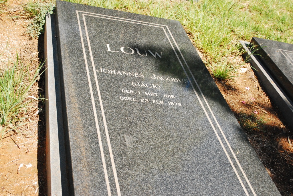 LOUW Johannes Jacobus 1916-1979