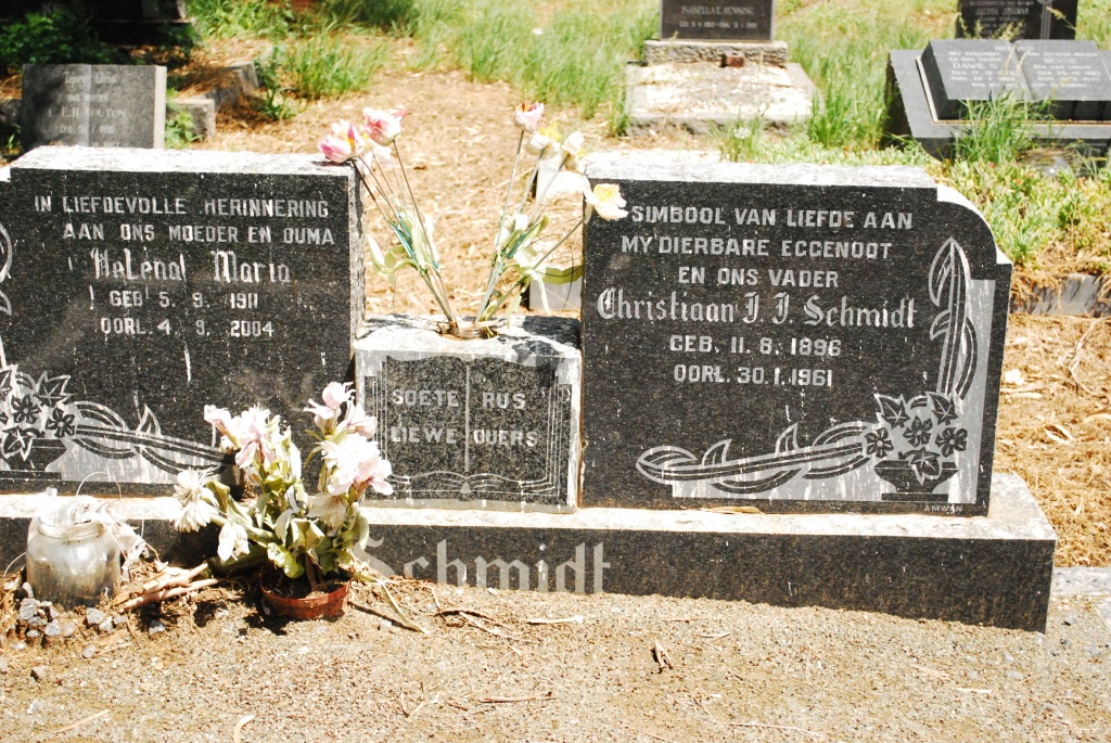 SCHMIDT Christiaan J.J. 1896-1961 &amp; Helena Maria 1911-2004